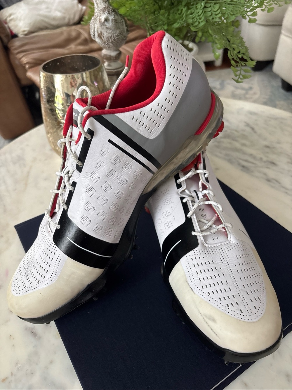 Under Armour Men's White and Red Athletic Golf Shoes with Black Accents sz13